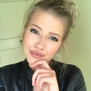 Meet your Posher, Arianna